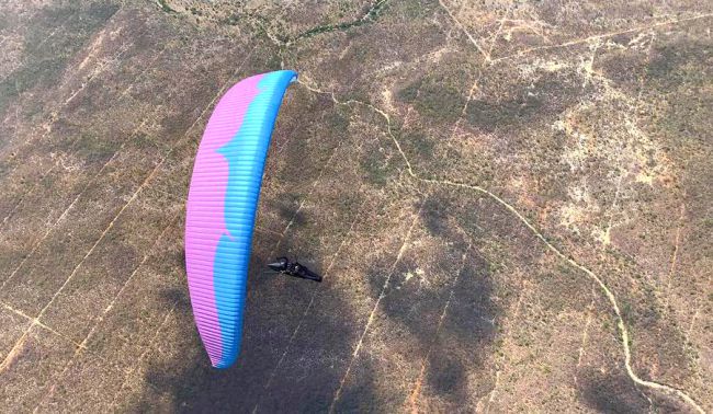 Marcella Uchoa, record del mundo de distancia en parapente