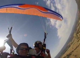 Video: probando el biplaza Kangaroo Four Video: Test flight Kangaroo Four