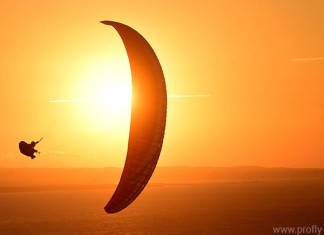 Atardecer eclipsado por la Swing Nyos