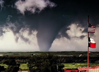Tornado en Time-Lapse