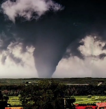 Tornado en Time-Lapse