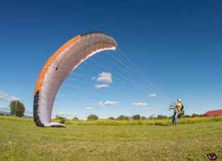 First contact with paraglider Sol Sycross One