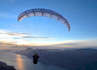 Nuevo parapente de una superficie: Airdesign UFO