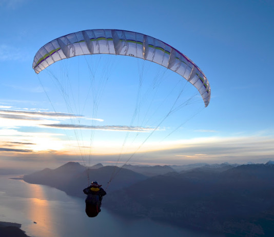 Nuevo parapente de una superficie: Airdesign UFO