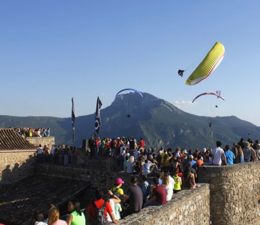 ¡Espectacular Monumental Acro en FIA El Yelmo 2016!