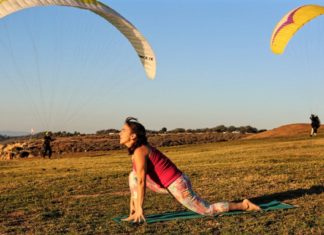 EL TERCER OJO / Yoga para aliviar el dolor de espalda al volar