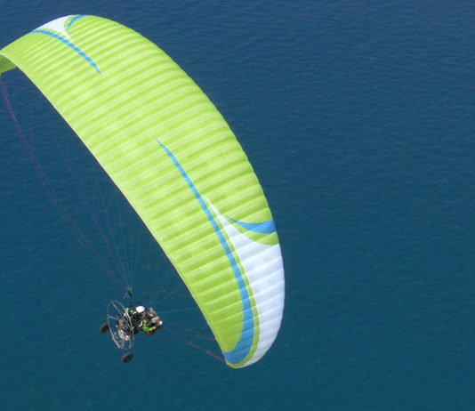 R-Bus, first tandem paraglider for paratrike by Niviuk