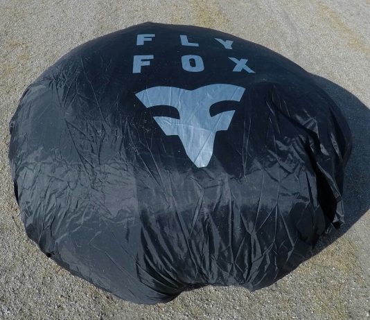 Colipack Flyfox, bolsa mochila para llevar tu parapente sin plegar.