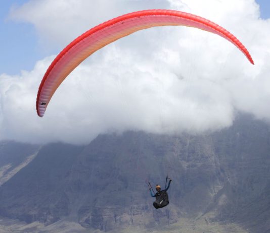 Video: Probando parapente UP Trango X-Race