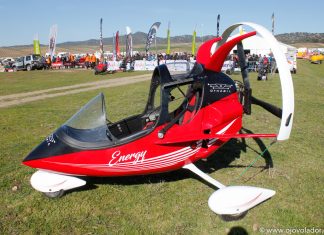 Dynamic Energy, aerodinámico paratrike biplaza carenado