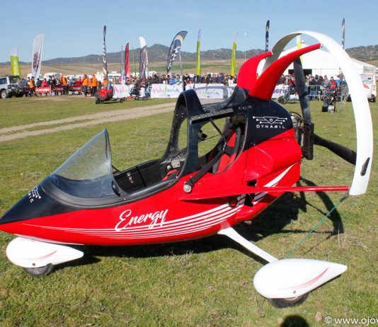 Dynamic Energy, aerodinámico paratrike biplaza carenado