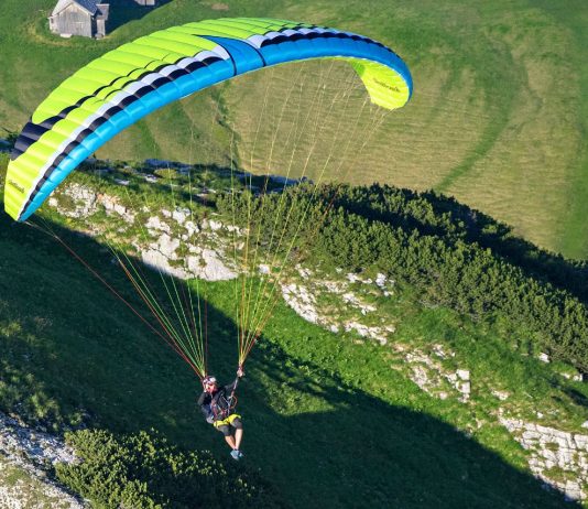 Mac Para presenta vela de montaña ligera Outback Parapente Mac Para Outback
