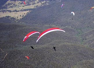Flow Paragliders aterriza en España