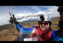 Video: Paragliding, capitalizing the bad decisions in competition