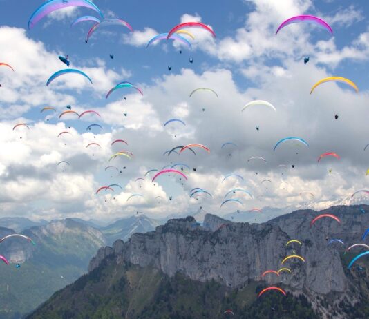 Maxime Pinot leads France to victory at Paragliding Worlds Paragliding Worlds. Photo: Jean Mi Ara / Facebook