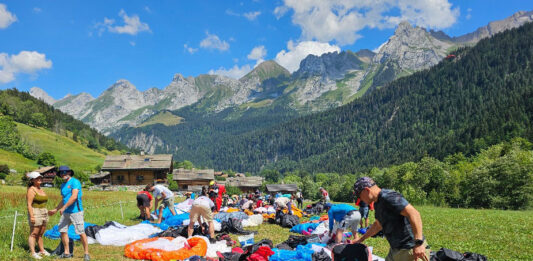 La SRS Le Grand-Bornand, corona a Baptiste Lambert volando una EN-C baja SRS Le Grand Bornand