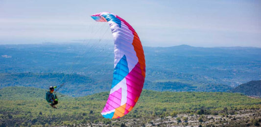 BGD lanza Kiss 2, una vela de montaña ultraligera con modo parakite integrado BGD Kiss 2