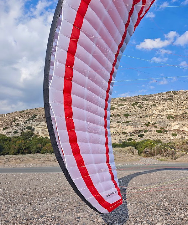 Level Wings Fuze · Test Log #1: becoming a beginner again on my first parakite flight 5 Level Wings Fuze, size 22.5 m²