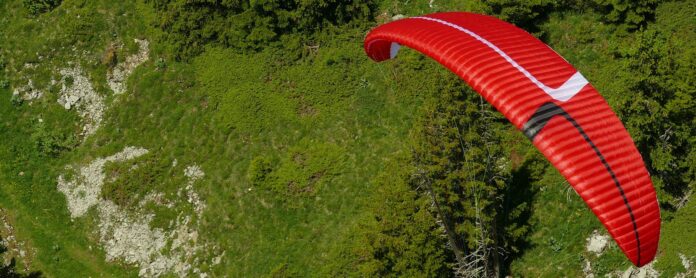 portada-mcc-aviation Parapente MCC Aviation en vuelo